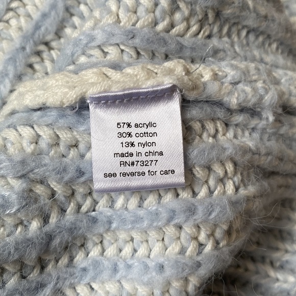 Elizabeth and James Crew Neck Sweater Blue and White Stripes, Chunky Knit Large - Picture 7 of 7